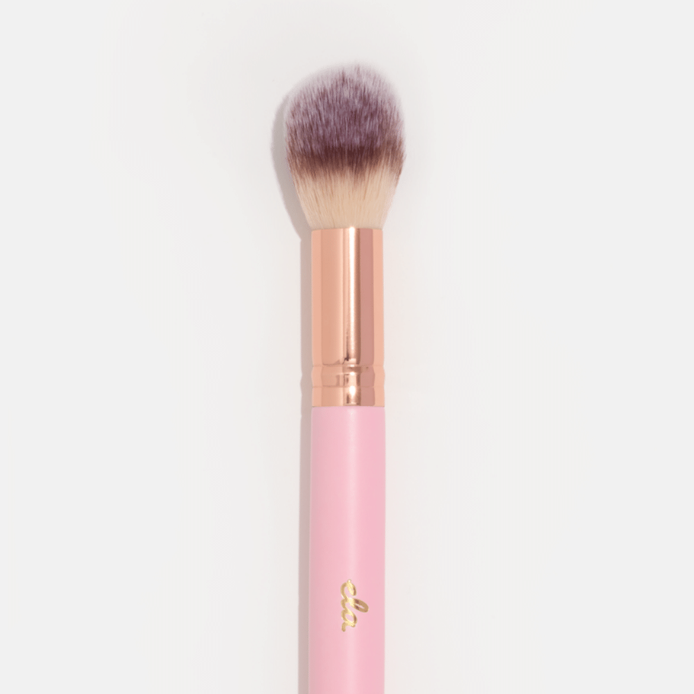 pink tapered blush brush